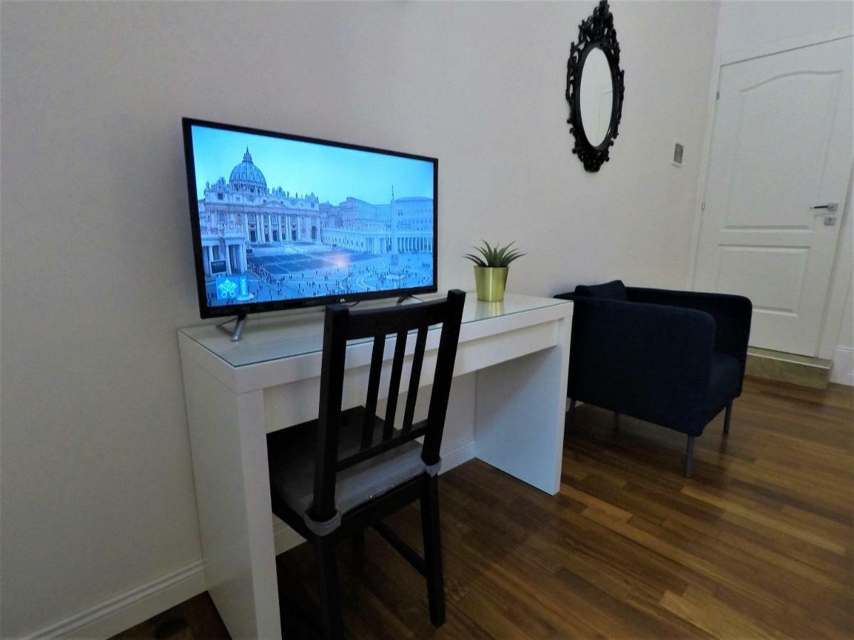 Апартаменты La Terrazza A San Pietro Рим Экстерьер фото
